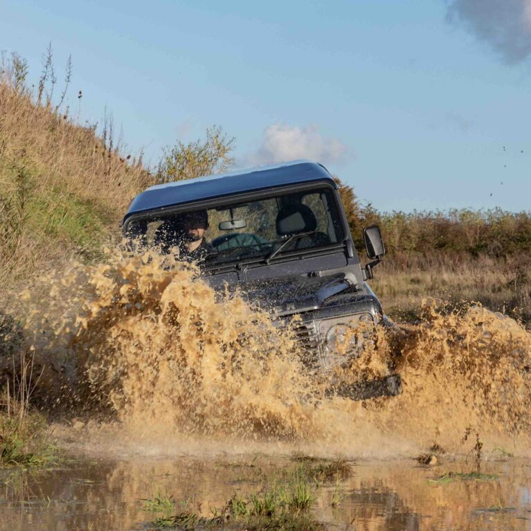 Land Rover Defender HV kits
